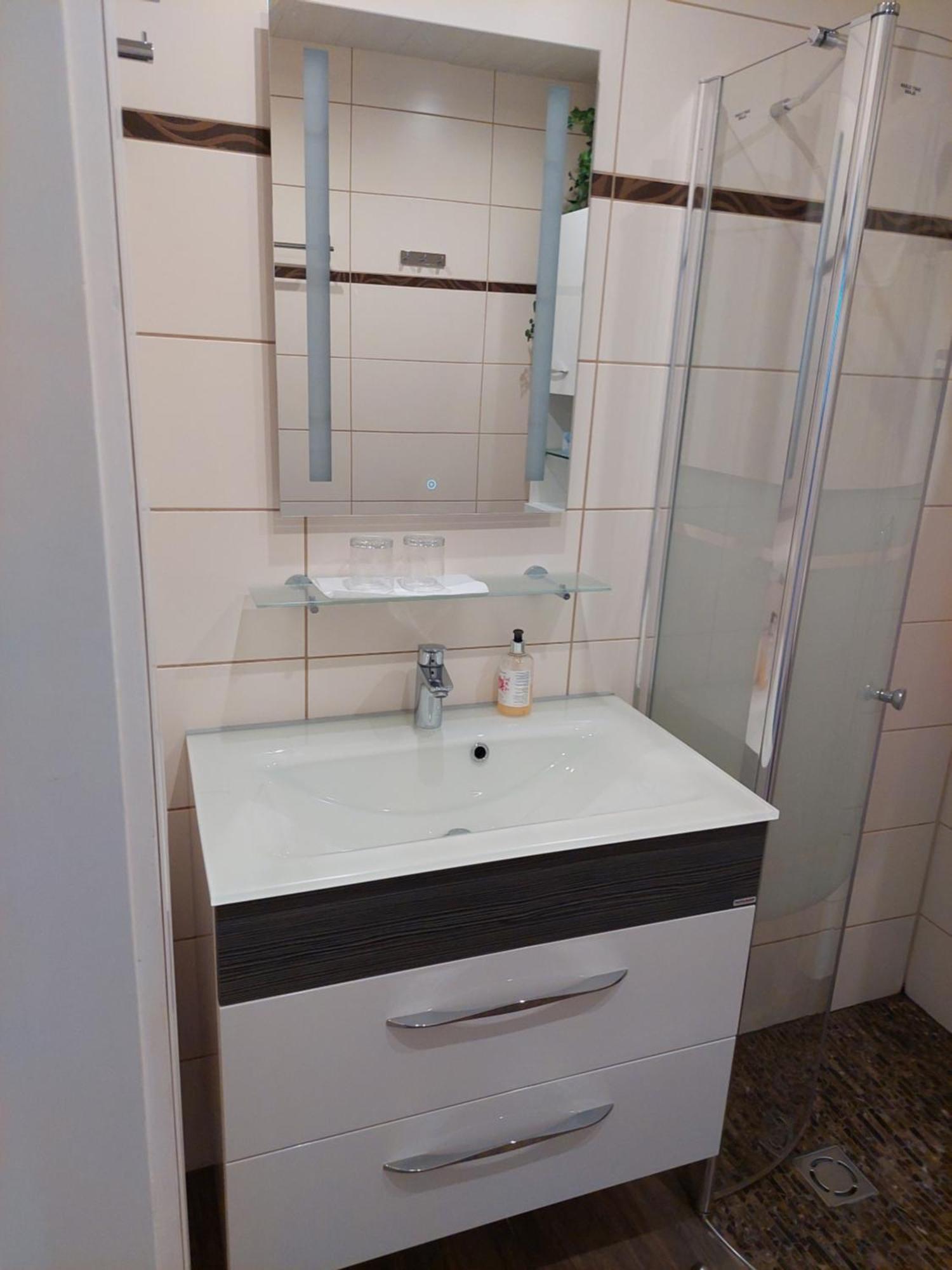 Wohnung Mit Charme In Pinsdorf Exteriör bild