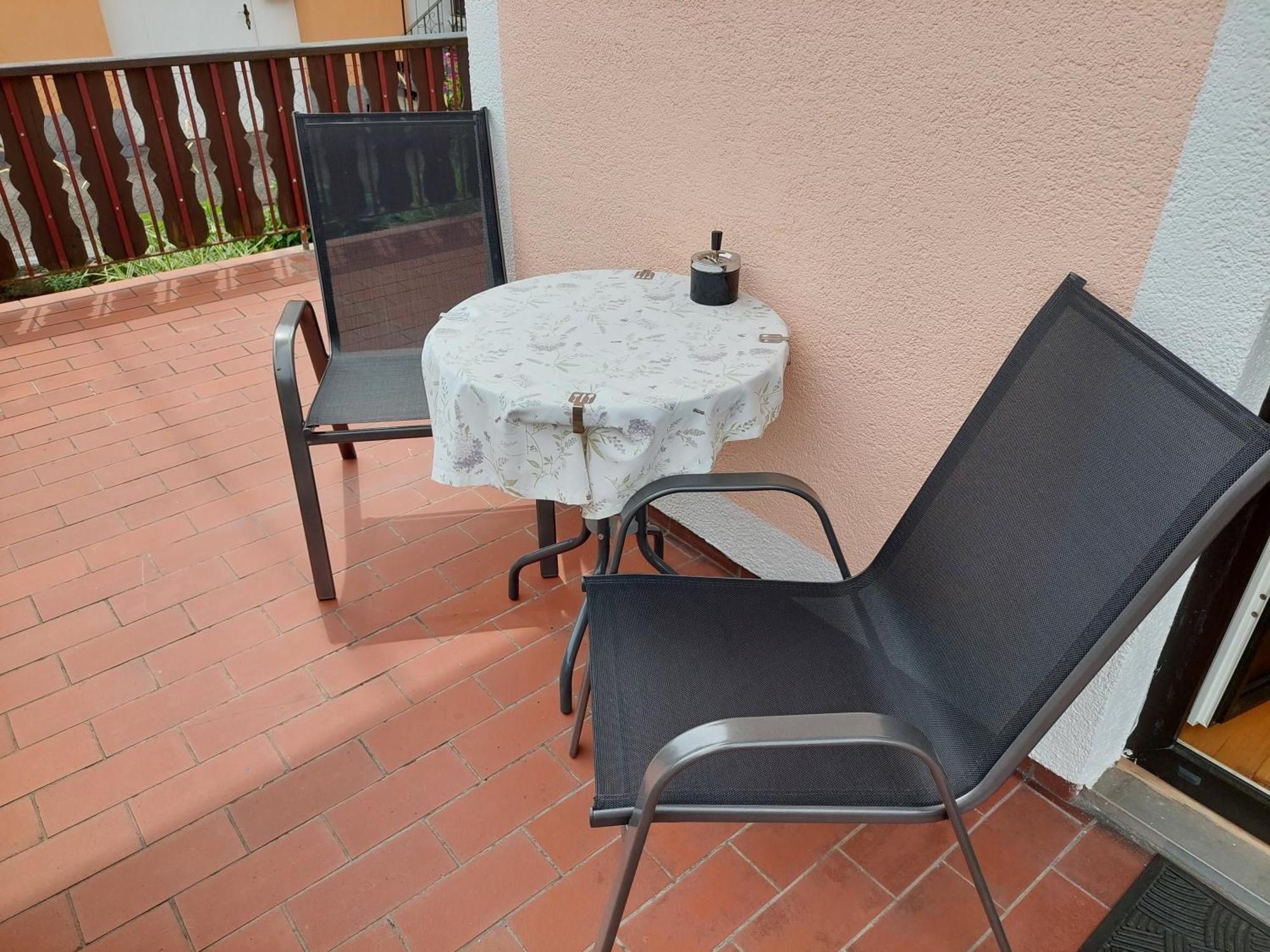 Wohnung Mit Charme In Pinsdorf Exteriör bild