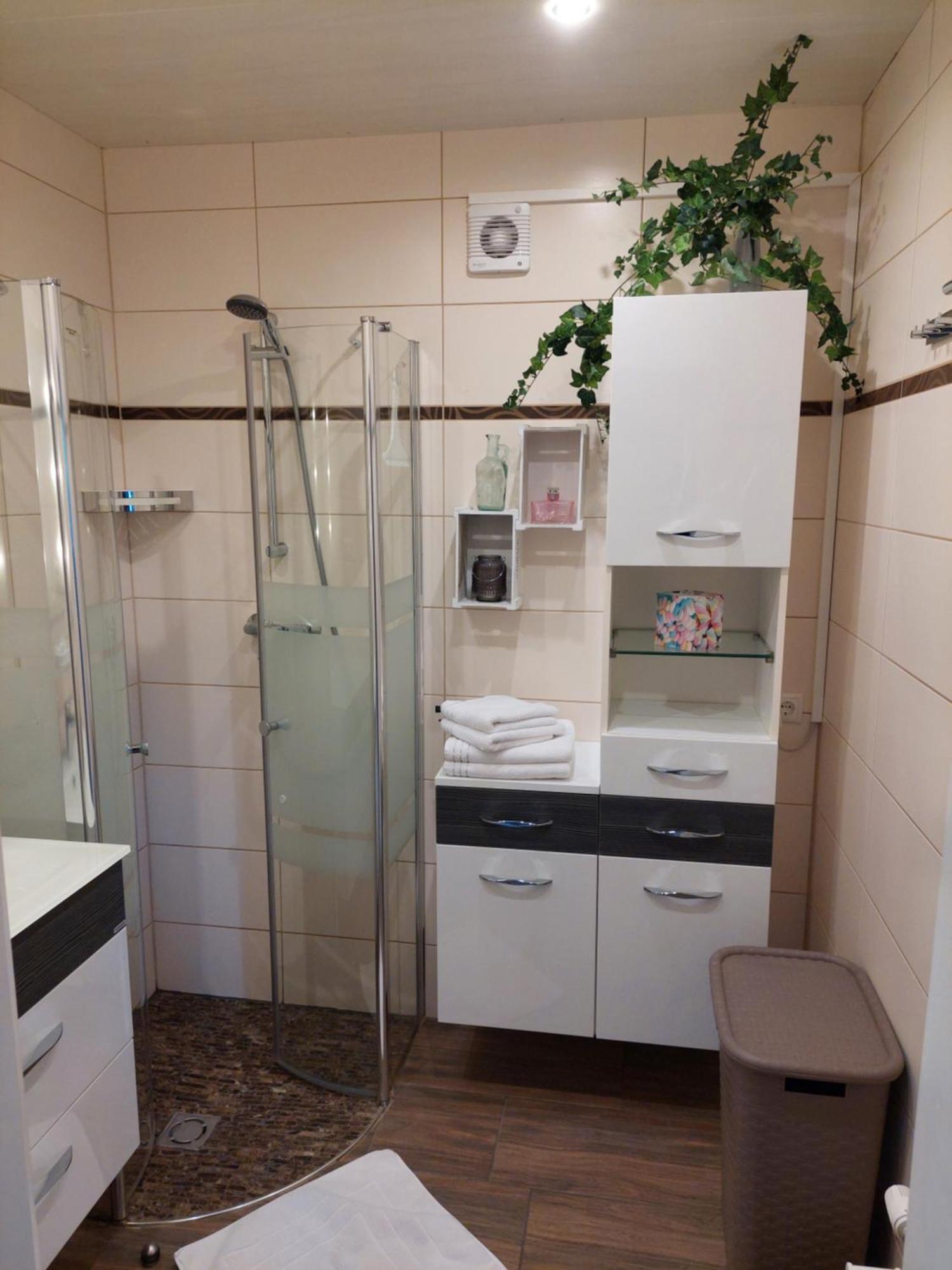 Wohnung Mit Charme In Pinsdorf Exteriör bild